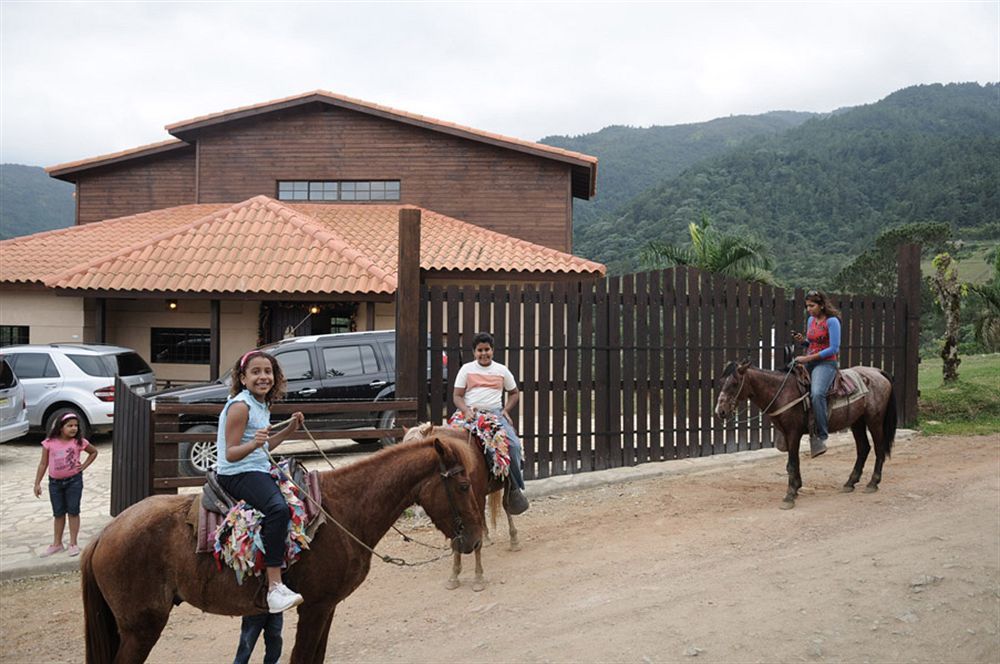 Hotel Rancho La Aurora Jarabacoa Esterno foto