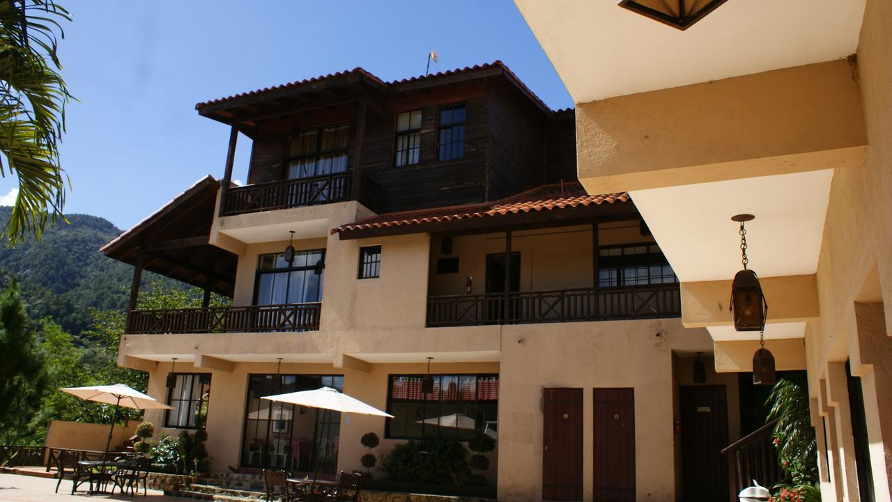 Hotel Rancho La Aurora Jarabacoa Esterno foto